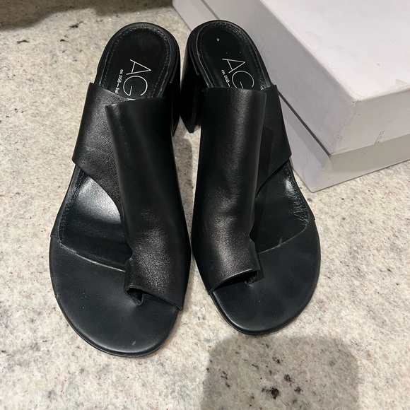 AGL sandals - Picture 2 of 4